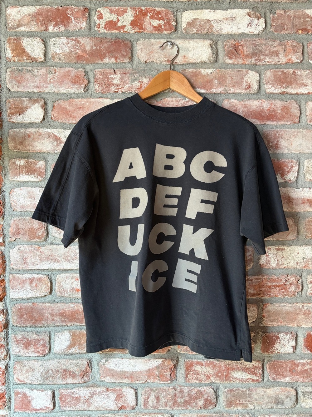 Change Cropped F ICE tee